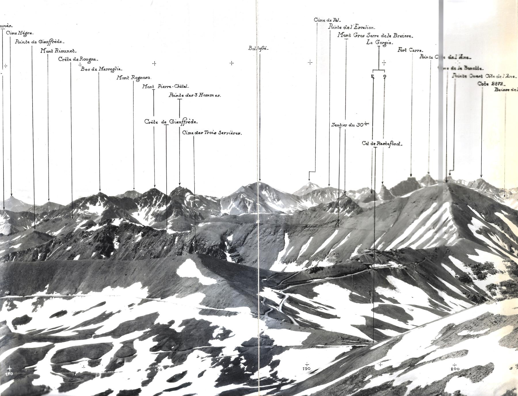 Ligne Maginot - RESTEFOND - (Ouvrage d'artillerie) - Photo du chantier en 1937, prise d Mourre Haut. On aperçoit les fouilles des blocs 2, 5 et entrée (encore enneigé) - Génie