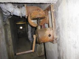 Ligne Maginot - LE PRA (LP)  - (AVANT POSTE) - (Ouvrage d'infanterie) - Le casernement
Ventilation manuelle