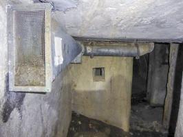 Ligne Maginot - LE PRA (LP)  - (AVANT POSTE) - (Ouvrage d'infanterie) - Le casernement
Créneau intérieur