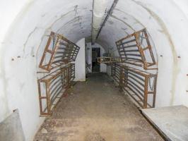 Ligne Maginot - CASTES RUINES (CR) - (Ouvrage d'infanterie) - Le casernement intérieur