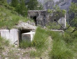 Ligne Maginot - SAINT DALMAS LE SELVAGE (SD) - (Ouvrage d'infanterie) - Bloc 2
Vu du bloc 3 
