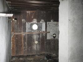 Ligne Maginot - BB45 - (Blockhaus pour canon) - La chambre de tir pour une mitrailleuse et un FM.
