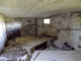 Ligne Maginot - BB77-B - LES HACHES EST - (Blockhaus pour canon) - L’intérieur gauche