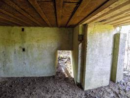 Ligne Maginot - EUILLY SUD - (Blockhaus pour canon) - Les entrées, hommes et matériel