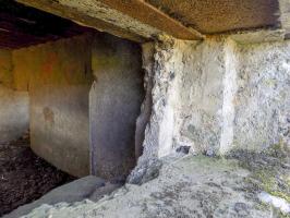 Ligne Maginot - MALANDRY - (Blockhaus pour canon) - Créneau AC frontal, les dégâts