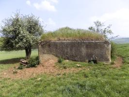 Ligne Maginot - CROIX DU SOLDAT - (Blockhaus pour canon) - Face arrière avec l'entrée hommes
