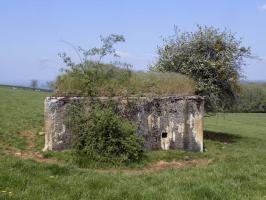 Ligne Maginot - CROIX DU SOLDAT - (Blockhaus pour canon) - Face droite avec l'entrée AC