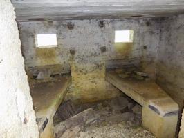 Ligne Maginot - 15A - LA VIGNETTE SUD - (Blockhaus pour arme infanterie) - Face frontale, les deux créneaux Hotchkiss