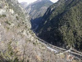 Ligne Maginot - LE COLLET 1 - (Blockhaus de type indéterminé) - Environnement
Le Pont de Paule et l'ancienne route sur le versant de gauche.