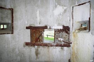 Ligne Maginot - PONT DE BIAUFOND - (Blockhaus pour arme infanterie) - Intérieur avec créneau