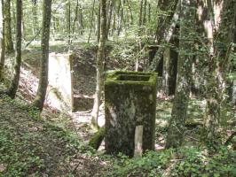 Ligne Maginot - BB374 - (Blockhaus pour canon) - Les fouilles non comblées