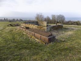 Ligne Maginot - 1B - VAUX LES MOUZON EST - (Blockhaus pour canon) - Ce structure en acier sers a quoi?