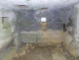 Ligne Maginot - 8A - CHATEAU BERNIER - (Blockhaus pour arme infanterie) - Créneau Hotchkiss et Créneau FM (droite)