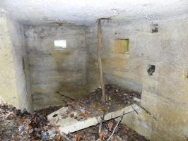 Ligne Maginot - 11C - VALMONT - (Blockhaus pour arme infanterie) - Face gauche créneau FM/Obs et face frontale Hotchkiss gauche