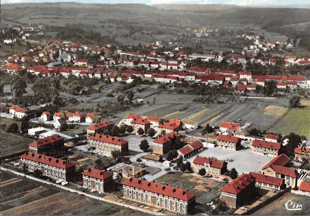 Ligne Maginot - TOUR D'AUVERGNE (3°CIE GRM) - (Camp de sureté) - Vue aérienne du quartier - CIM (Combier Imprimeur Mâcon)