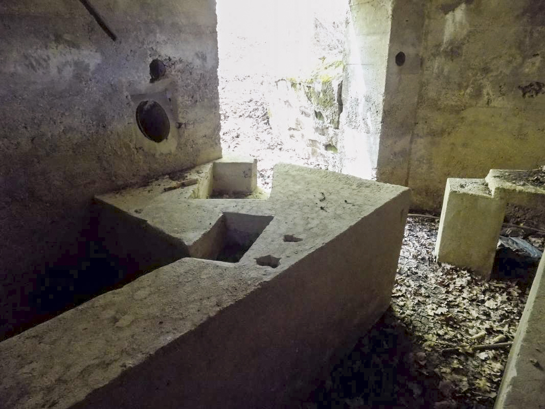 Ligne Maginot - 23A - ELAIRE SUD - (Blockhaus pour canon) - Facilité pour deux types de canon AC