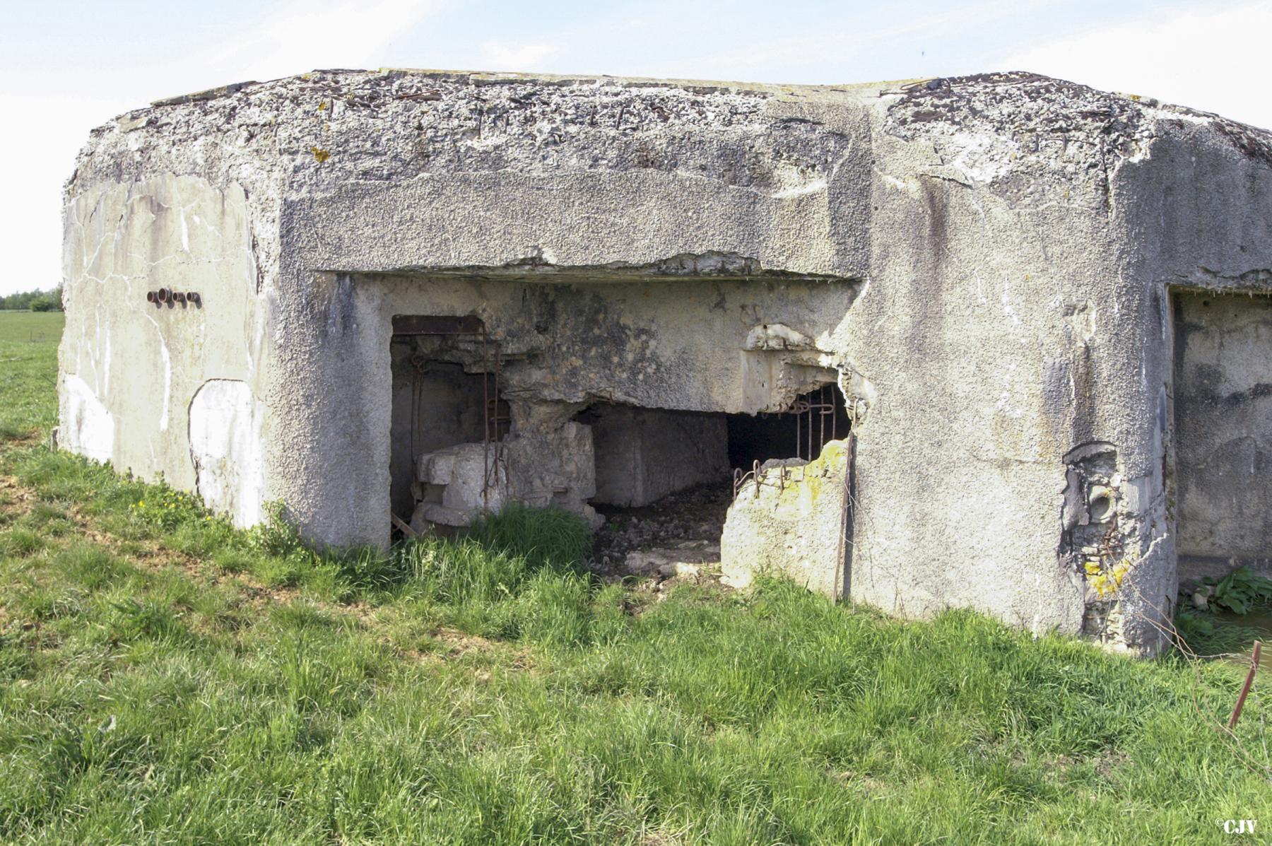 Ligne Maginot - Casemate A72 - Les AYVELLES Sud - 