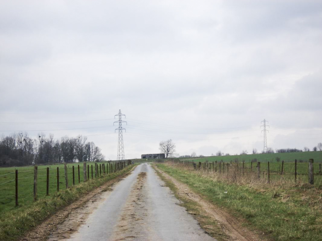 Ligne Maginot - Casemate A72 - Les AYVELLES Sud - Pris du sud est