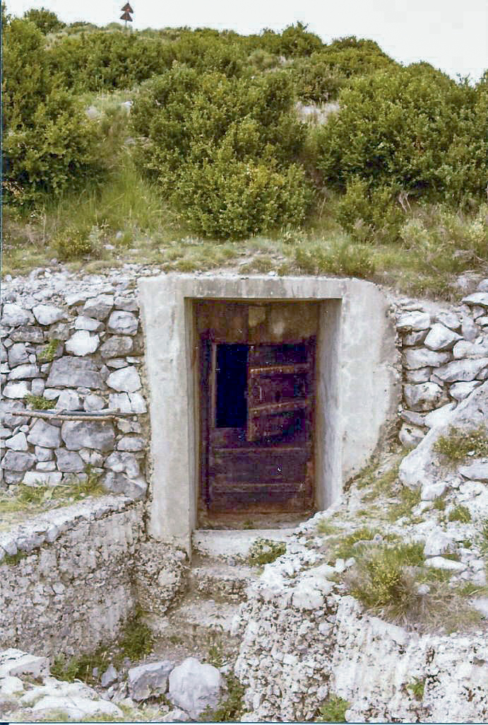 Ligne Maginot - CONCHETAS - CONQUET (OC) - (Ouvrage d'infanterie) - Bloc 2
Entrée Est - Jean-Bernard Wahl