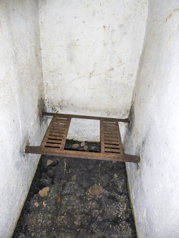 Ligne Maginot - CONCHETAS - CONQUET (OC) - (Ouvrage d'infanterie) - WC