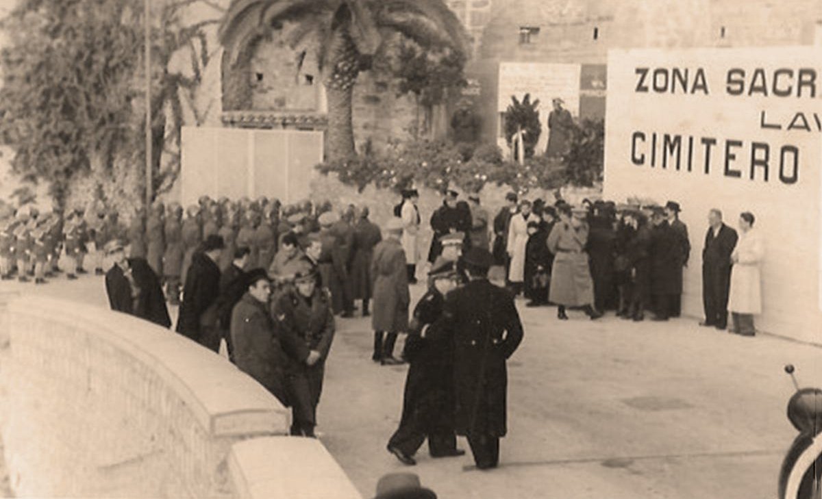 Ligne Maginot - PONT SAINT LOUIS (BARRAGE RAPIDE) - (Blockhaus pour canon) - Cérémonie au pont saint louis en présence  des familles des soldats italiens entre autre celles de Mario Lalli