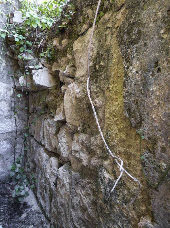 Ligne Maginot - PONT SAINT LOUIS (BARRAGE RAPIDE) - (Blockhaus pour canon) - Barrière de route
Porte murée.