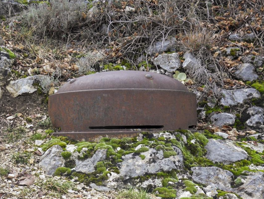 Ligne Maginot - CASTES RUINES (CR) - (Ouvrage d'infanterie) - Bloc 5
Cloche observatoire par éléments