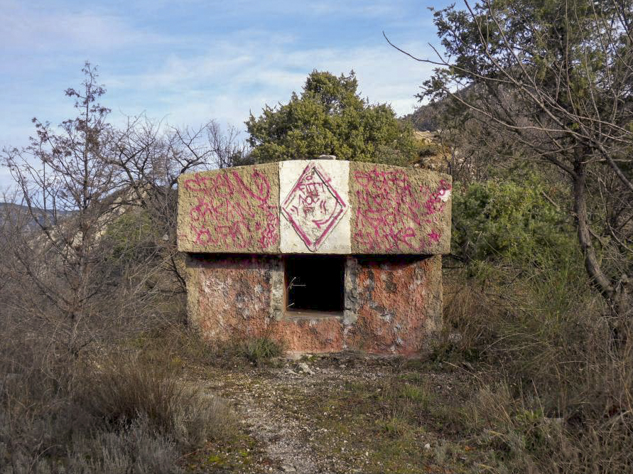 Ligne Maginot - CASTES RUINES (CR) - (Ouvrage d'infanterie) - Cheminée de ventilation de l'ouvrage