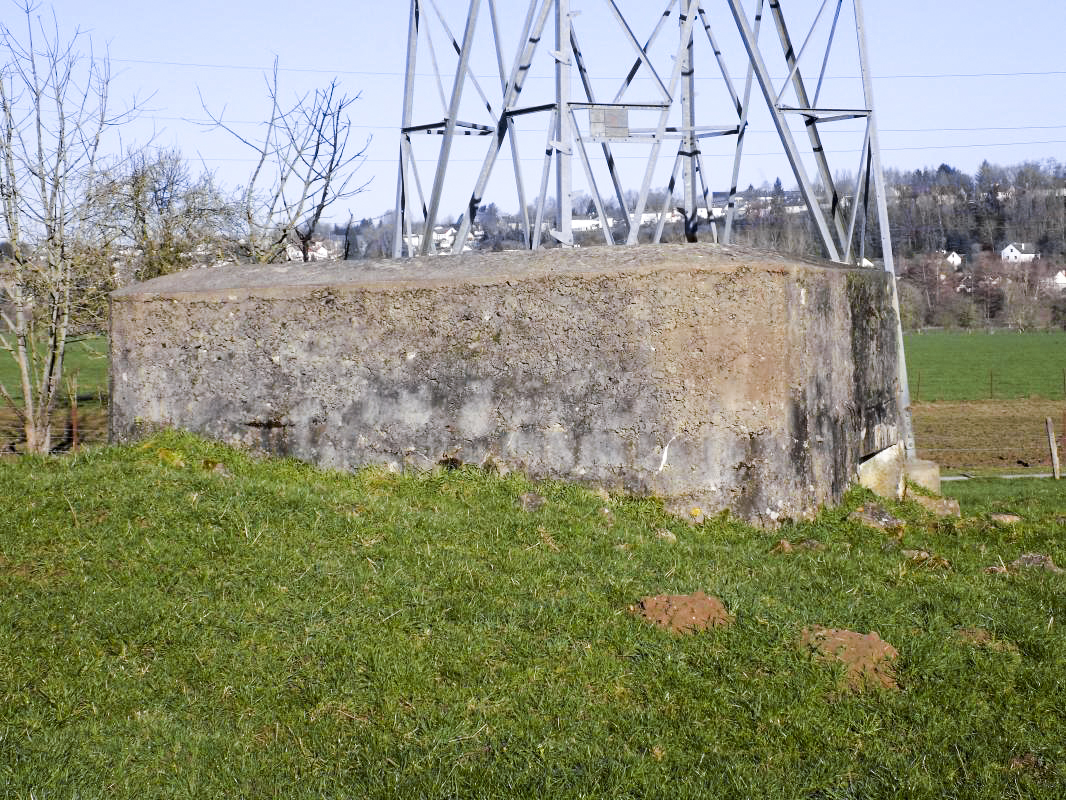 Ligne Maginot - BB77-B - LES HACHES EST - (Blockhaus pour canon) - Face droite