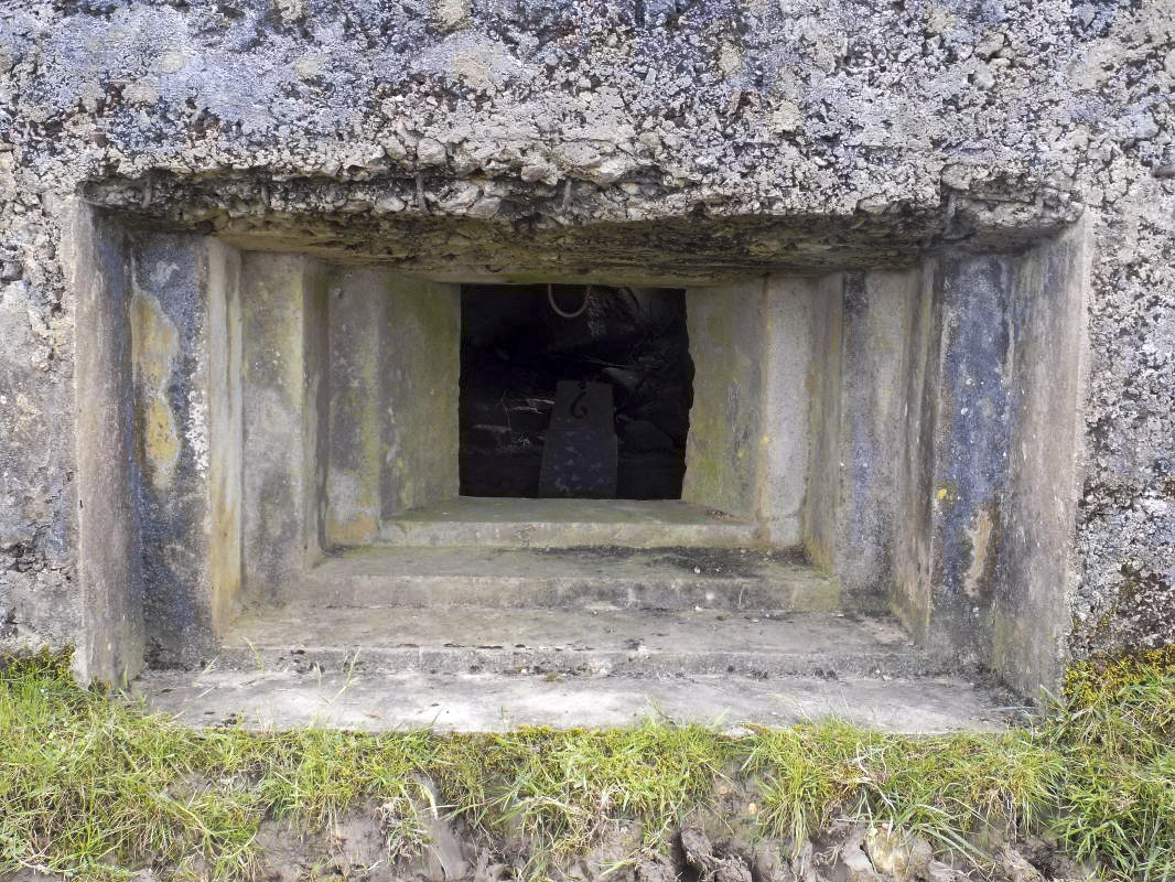 Ligne Maginot - BB80 - L'ORANGERIE - (Blockhaus pour canon) - Créneau AC