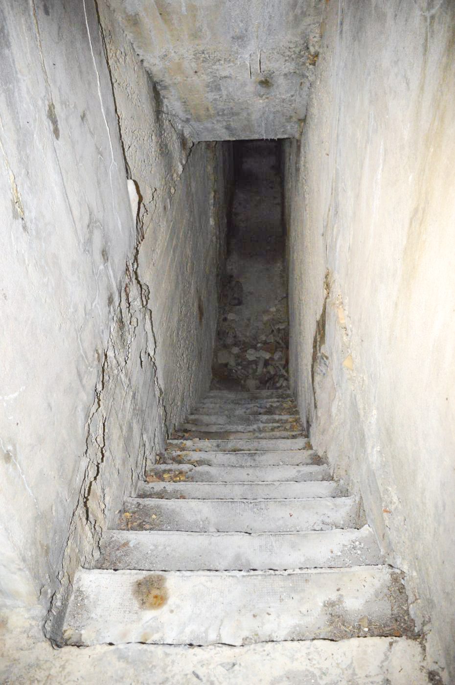 Ligne Maginot - LA BEOLE (BE) - (Ouvrage d'infanterie) - Bloc 1
Vers le sous-sol - PRASIL Michal