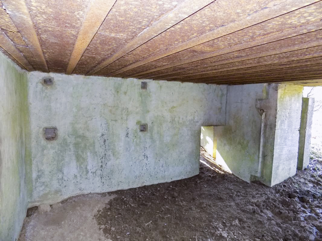 Ligne Maginot - EUILLY SUD - (Blockhaus pour canon) - Face droite
