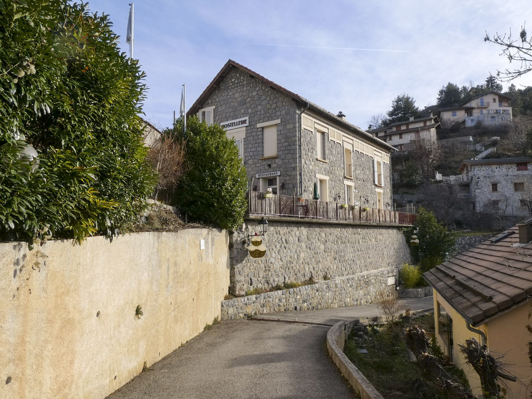 Ligne Maginot - RIMPLAS - CASERNE LEBLANC - (Casernement) - Bât. f
Troupe et services - ELLENA Daniel - CUNY Philippe 