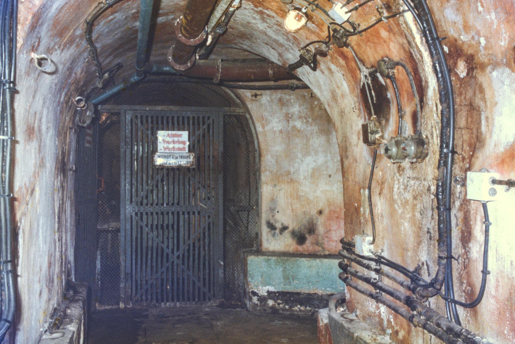 Ligne Maginot - BAMBESCH - A35 - (Ouvrage d'infanterie) - Bloc 3
Couloir en bas du bloc - MANSUY Michel