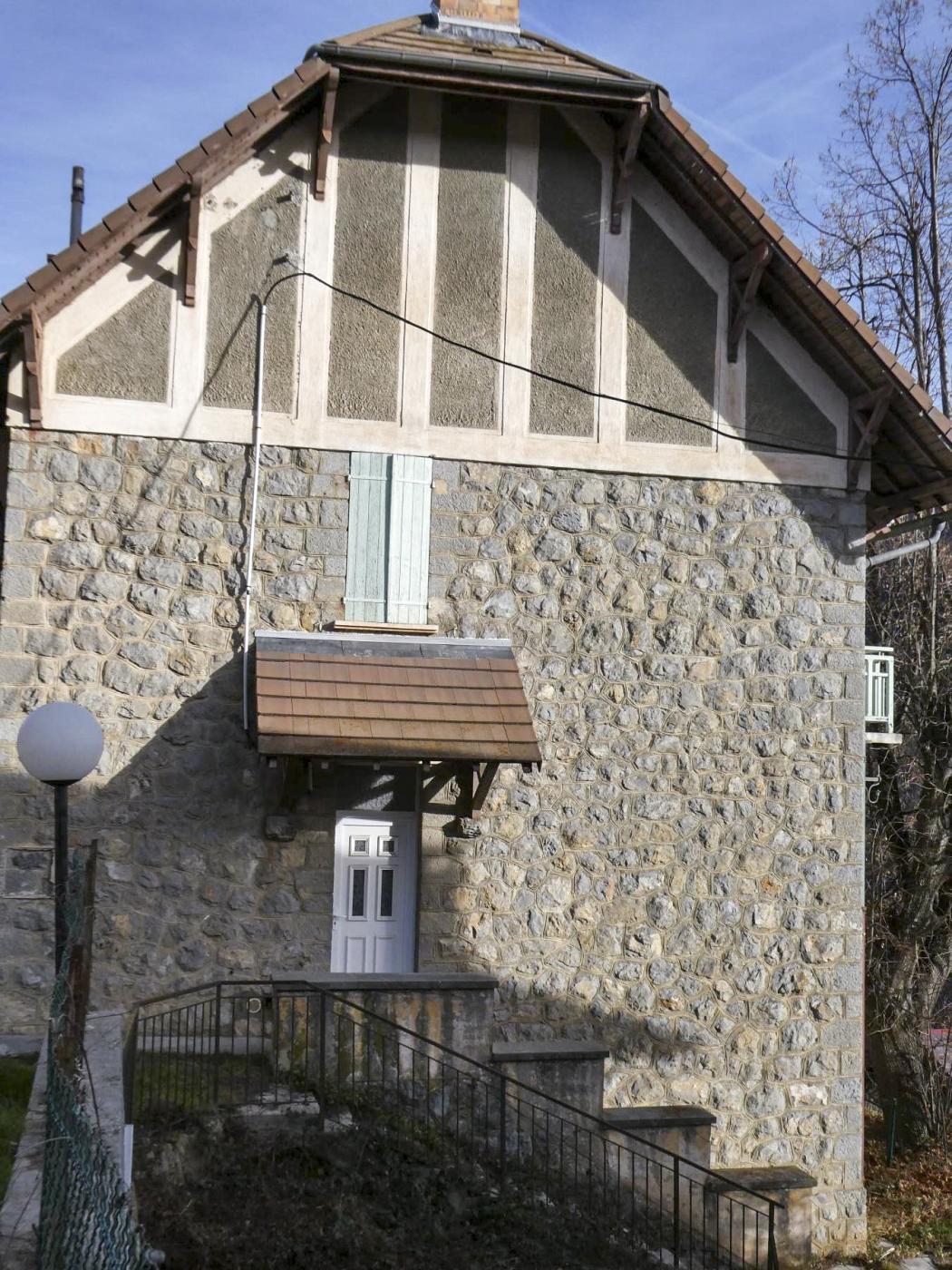 Ligne Maginot - RIMPLAS - CASERNE CAUSSADE - (Casernement) - Bât. AA  Logements officier - ELLENA Daniel - CUNY Philippe