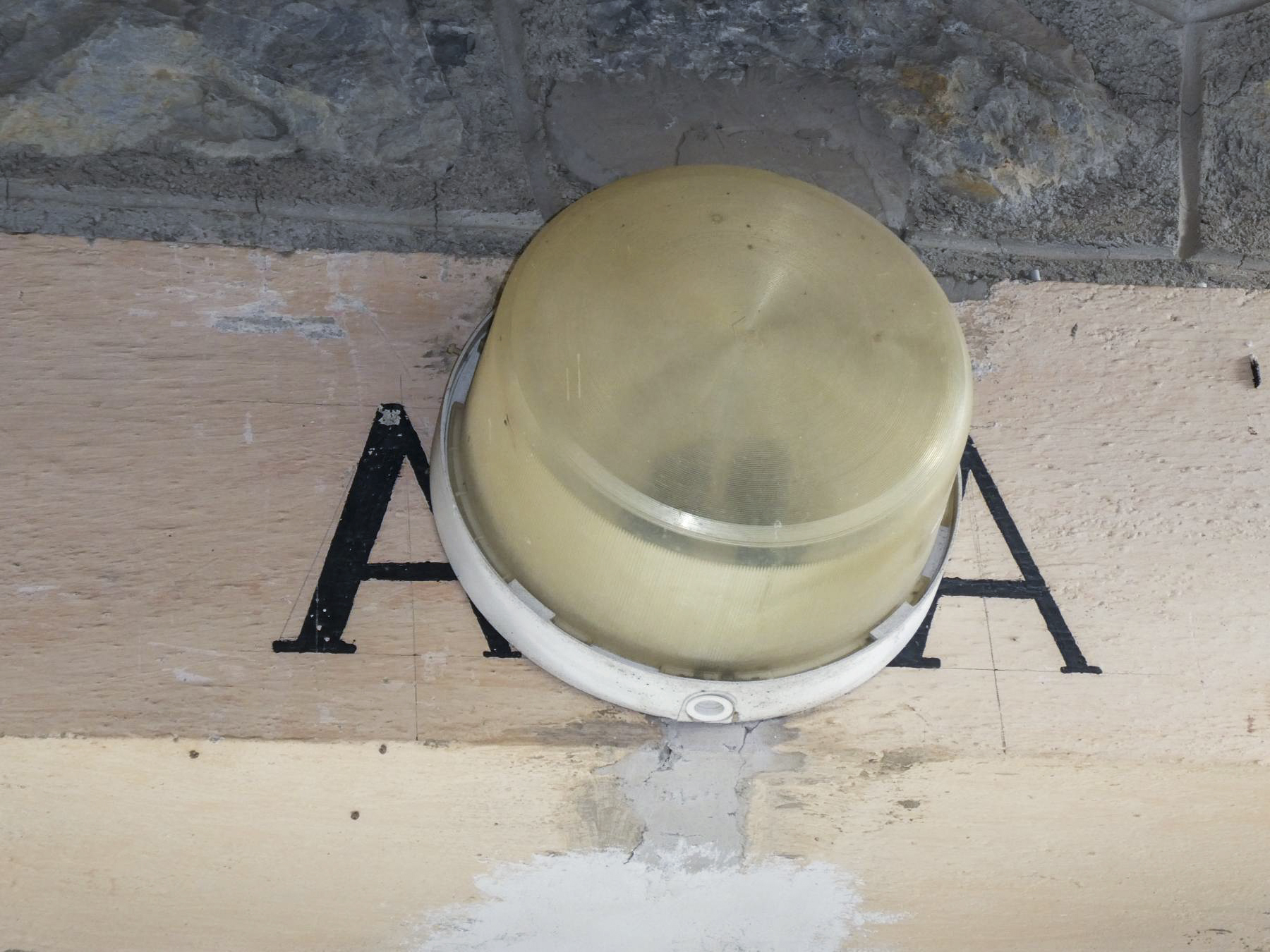 Ligne Maginot - RIMPLAS - CASERNE CAUSSADE - (Casernement) - Bât. AA  Logements officier - ELLENA Daniel - CUNY Philippe