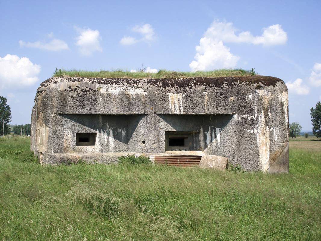 Ligne Maginot - A103 - LE BOCHET - (Blockhaus lourd type STG / STG-FCR - Double) - Face droite, pris de l'est