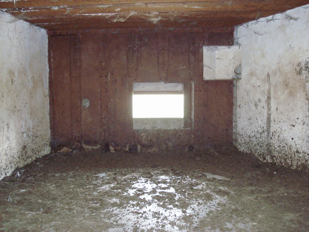 Ligne Maginot - A103 - LE BOCHET - (Blockhaus lourd type STG / STG-FCR - Double) - Face droite, créneau AC