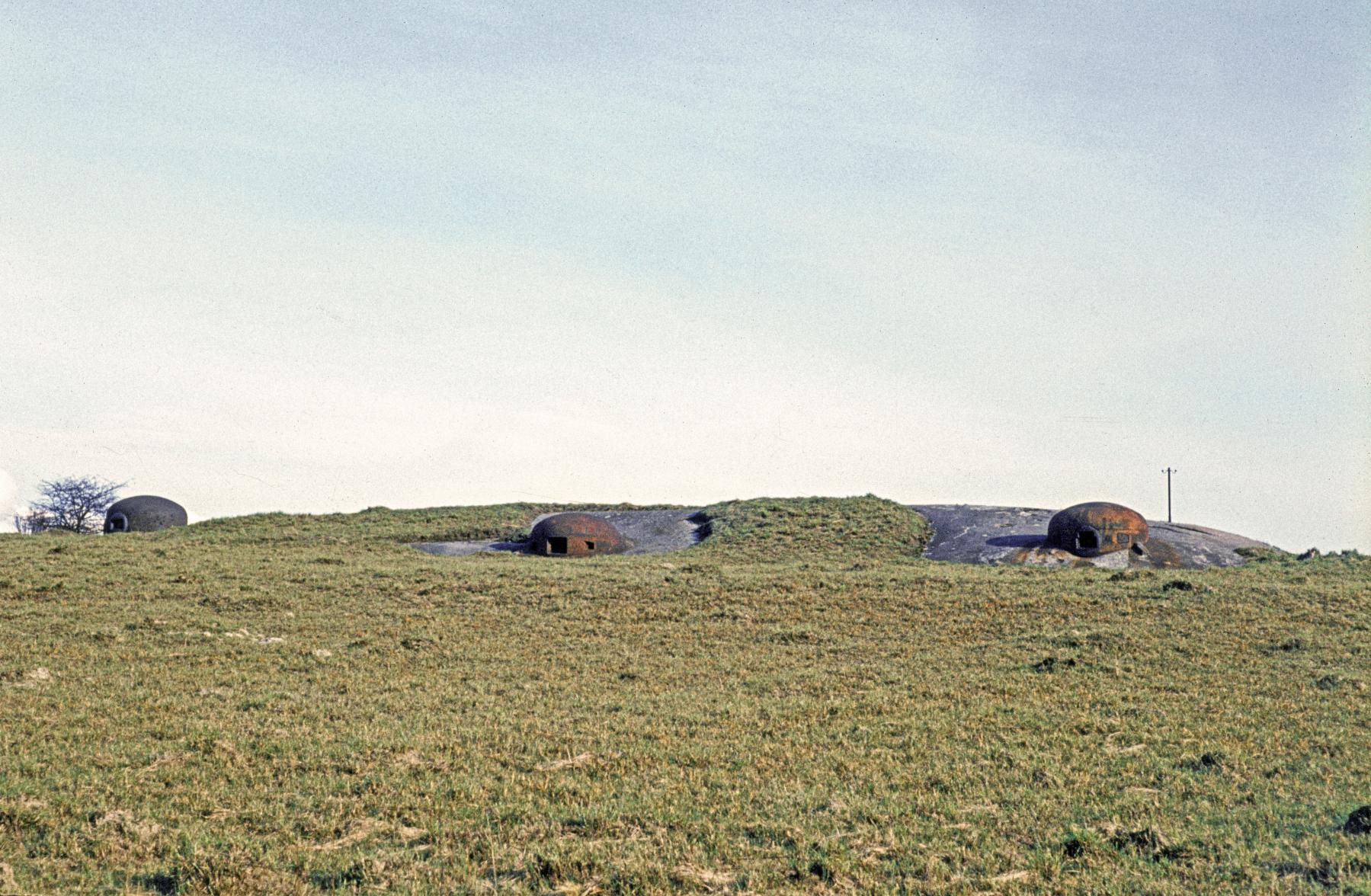 Ligne Maginot - QUATRE VENTS NORD - C74 - (Casemate d'infanterie - Simple) - Les cloches - MANSUY Michel