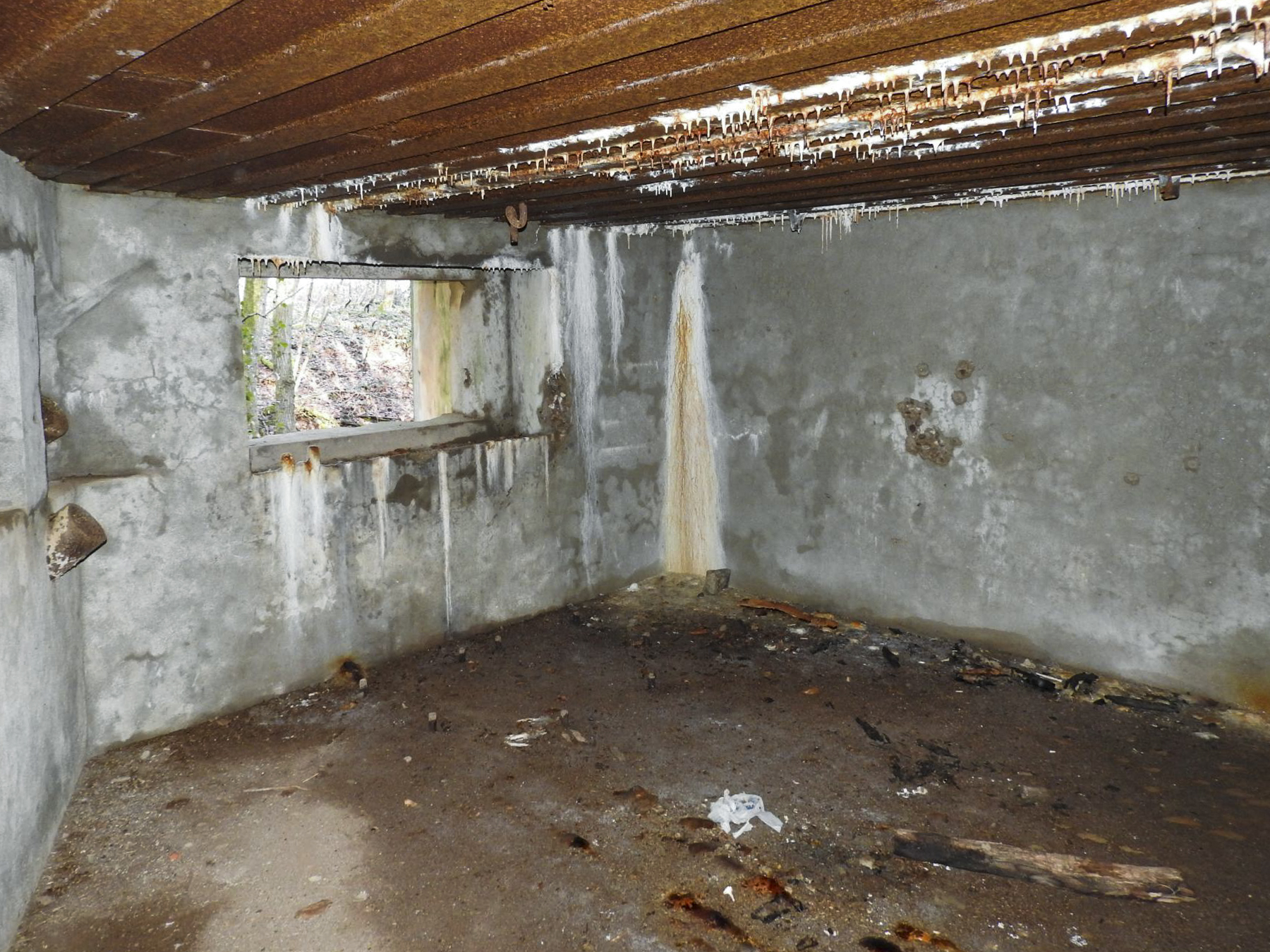 Ligne Maginot - BB374 - (Blockhaus pour canon) - La chambre de tir du canon anti-char. - STENGER Mathieu