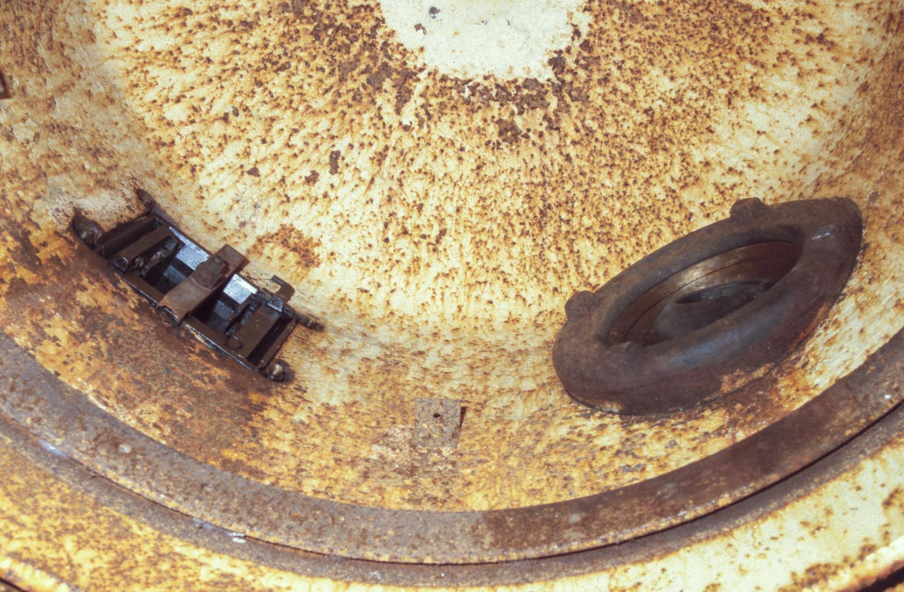 Ligne Maginot - EINSELING - A36 - (Ouvrage d'infanterie) - Cloche GFM Est est partiellement modifié - MANSUY Michel