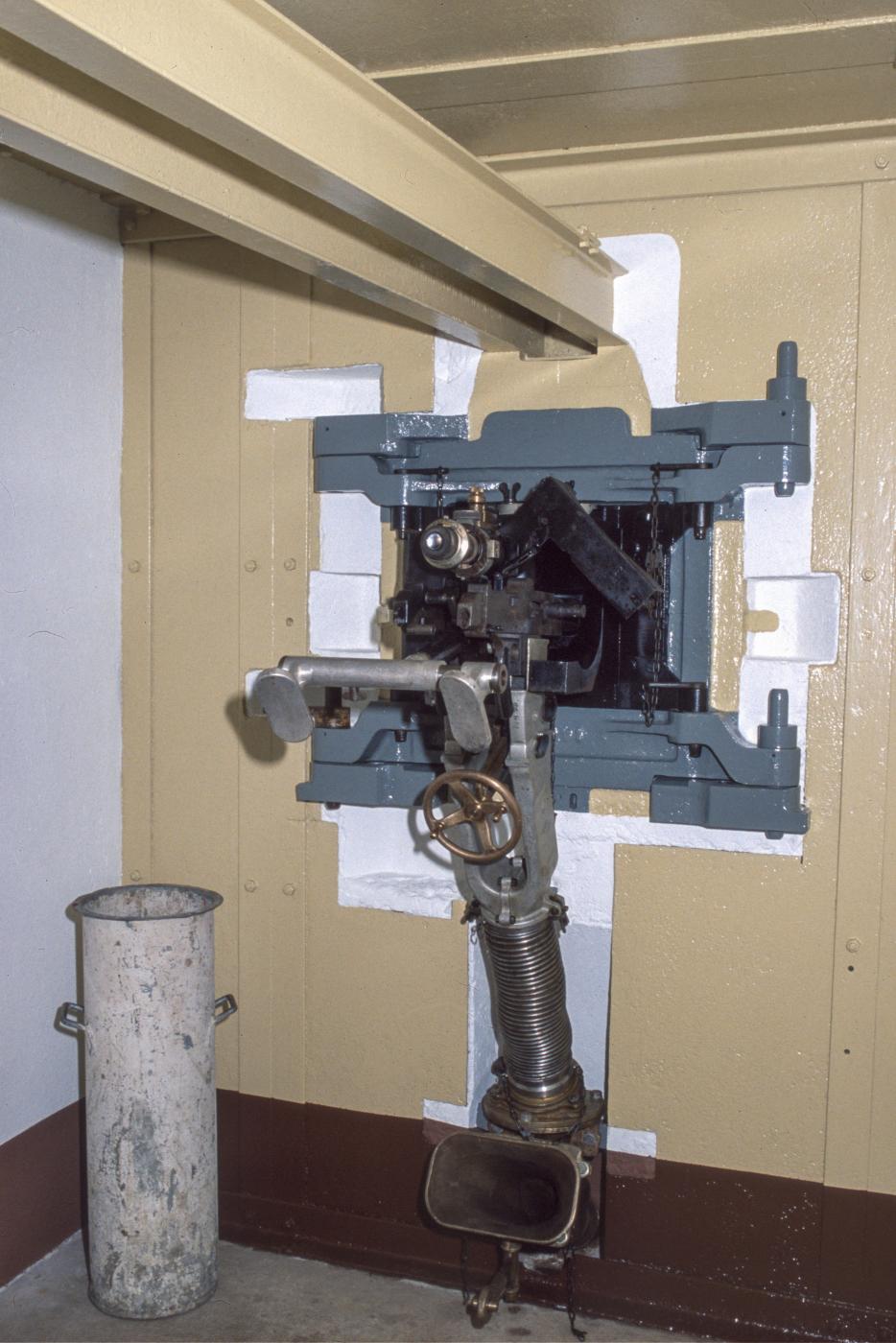 Ligne Maginot - EINSELING - A36 - (Ouvrage d'infanterie) - Créneau JM/47 - MANSUY Michel