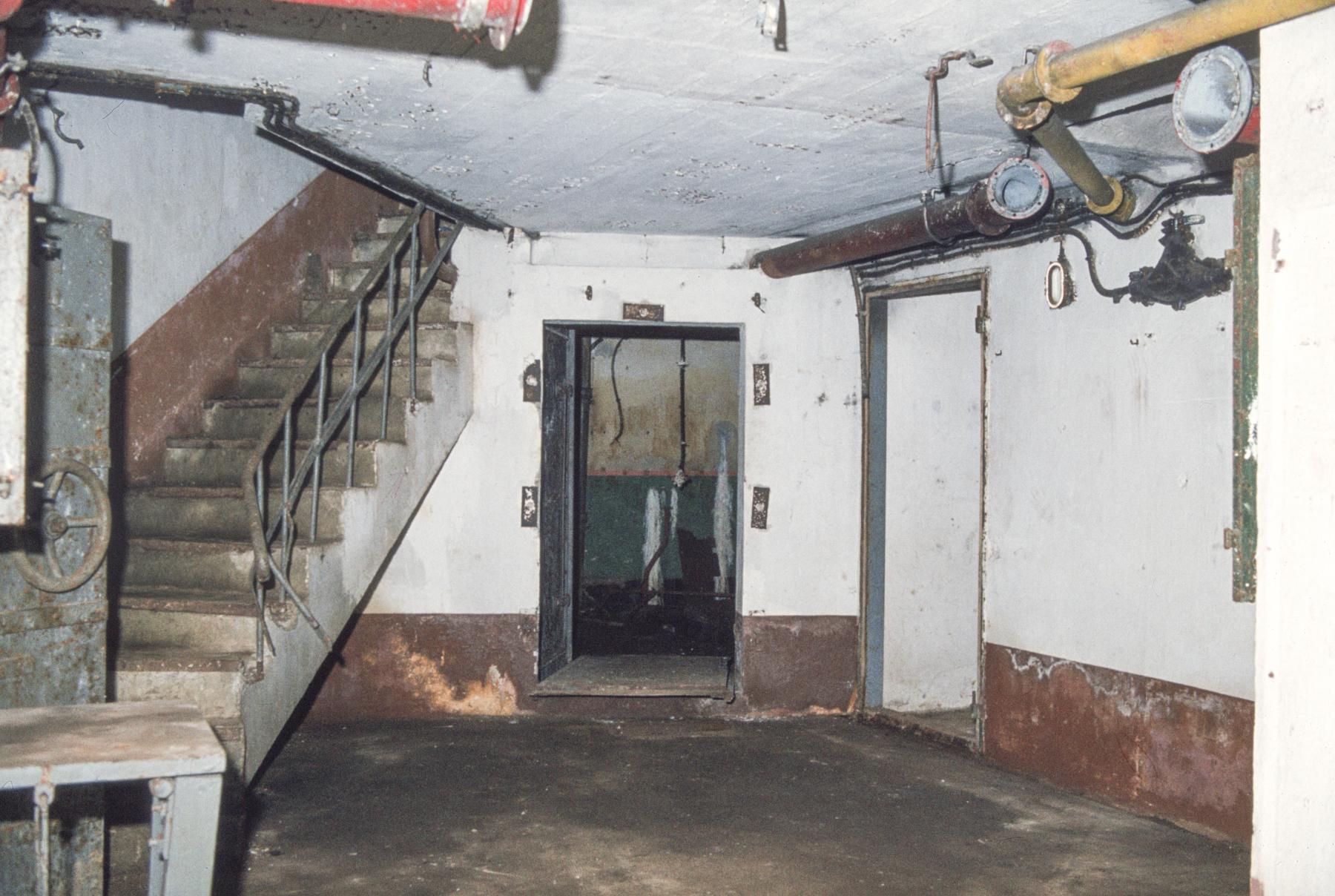 Ligne Maginot - EINSELING - A36 - (Ouvrage d'infanterie) - Accès à l'étage inférieur - MANSUY Michel