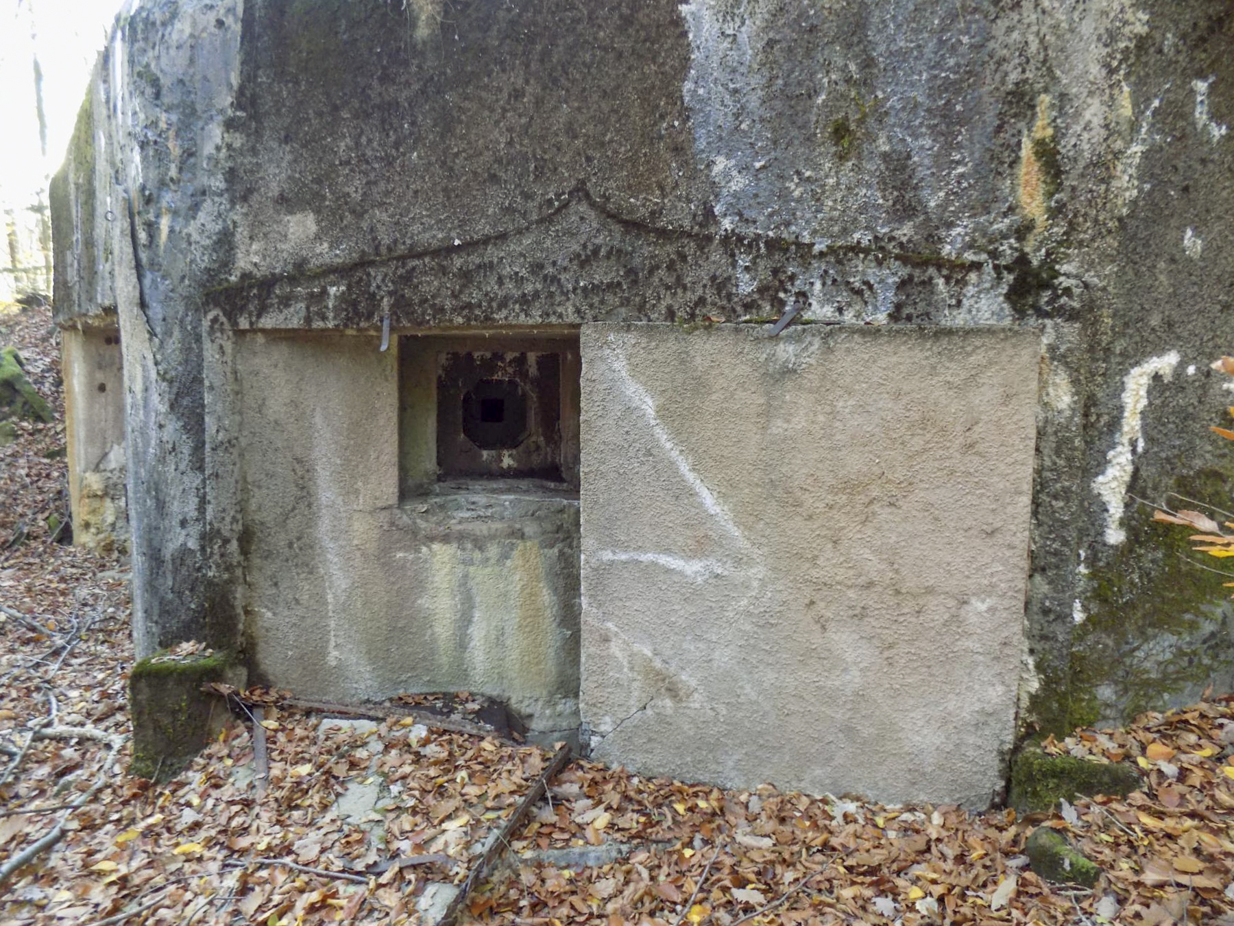 Ligne Maginot - TRAUTBACH EST - (Blockhaus pour arme infanterie) - Façade amovible - J.Luc