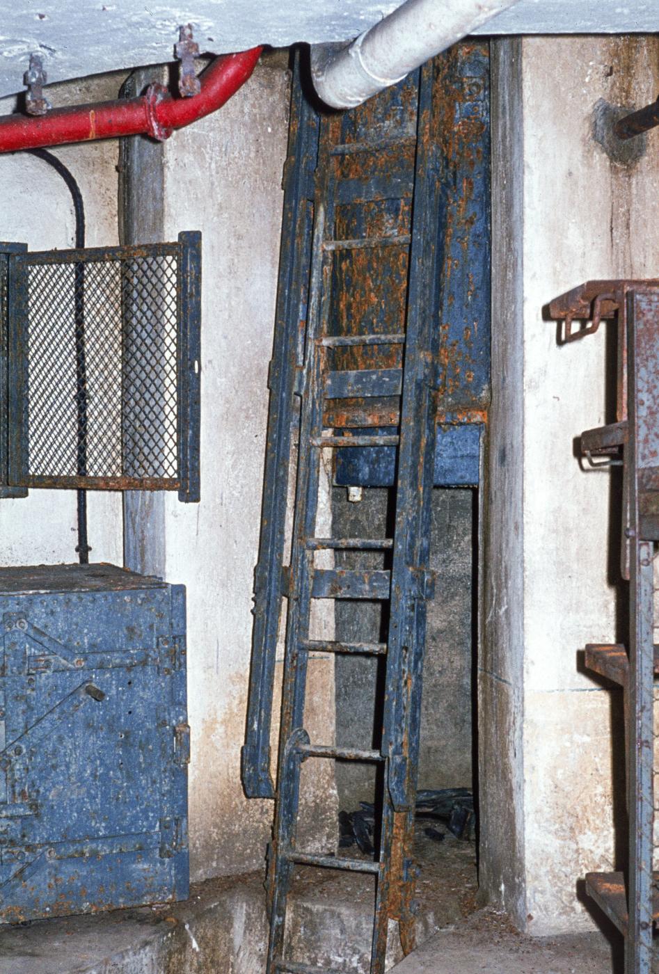 Ligne Maginot - KERFENT - A34 - (Ouvrage d'infanterie) - Bloc 4
Cloche VP - MANSUY Michel