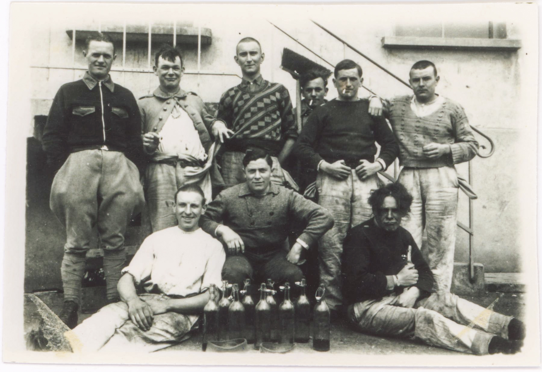 Ligne Maginot - EINSELING - (Casernement) - Baraquements légers - Ferme Ohlmuhle
Une partie de l'équipage de l'ouvrage de l'Einseling
 - Inconnu