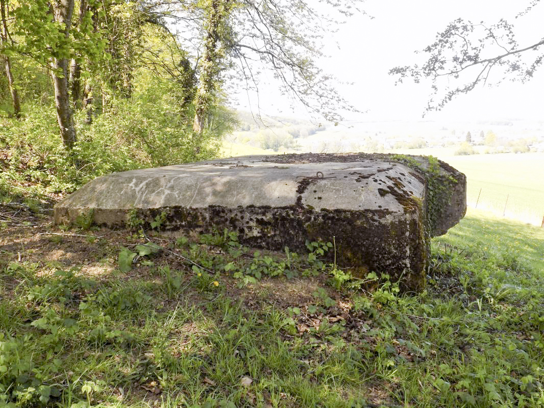 Ligne Maginot - 11C - VALMONT - (Blockhaus pour arme infanterie) - Face droite