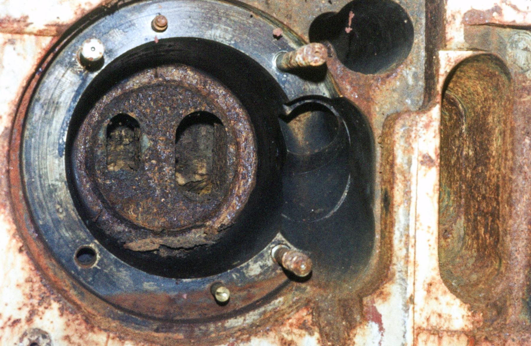 Ligne Maginot - LAUDREFANG - A37 - (Ouvrage d'infanterie) - Bloc 2
Tourelle de mitrailleuses - MANSUY Michel