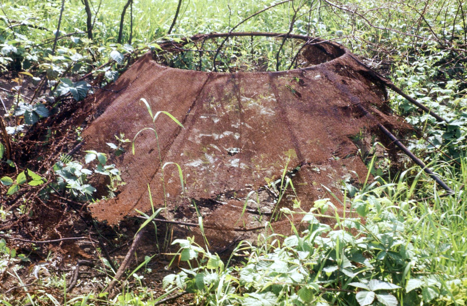 Ligne Maginot - LAUDREFANG - A37 - (Ouvrage d'infanterie) - Bloc 3
Le support de camouflage de la cloche GFM avec les restes du tissue - MANSUY Michel