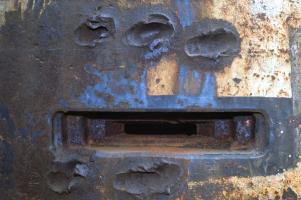 Ligne Maginot - LAUDREFANG - A37 - (Ouvrage d'infanterie) - Bloc 5
Impacts sur la cloche VDP